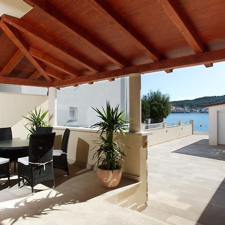 Apartments Tisno - Villa Mare Eksteriør billede