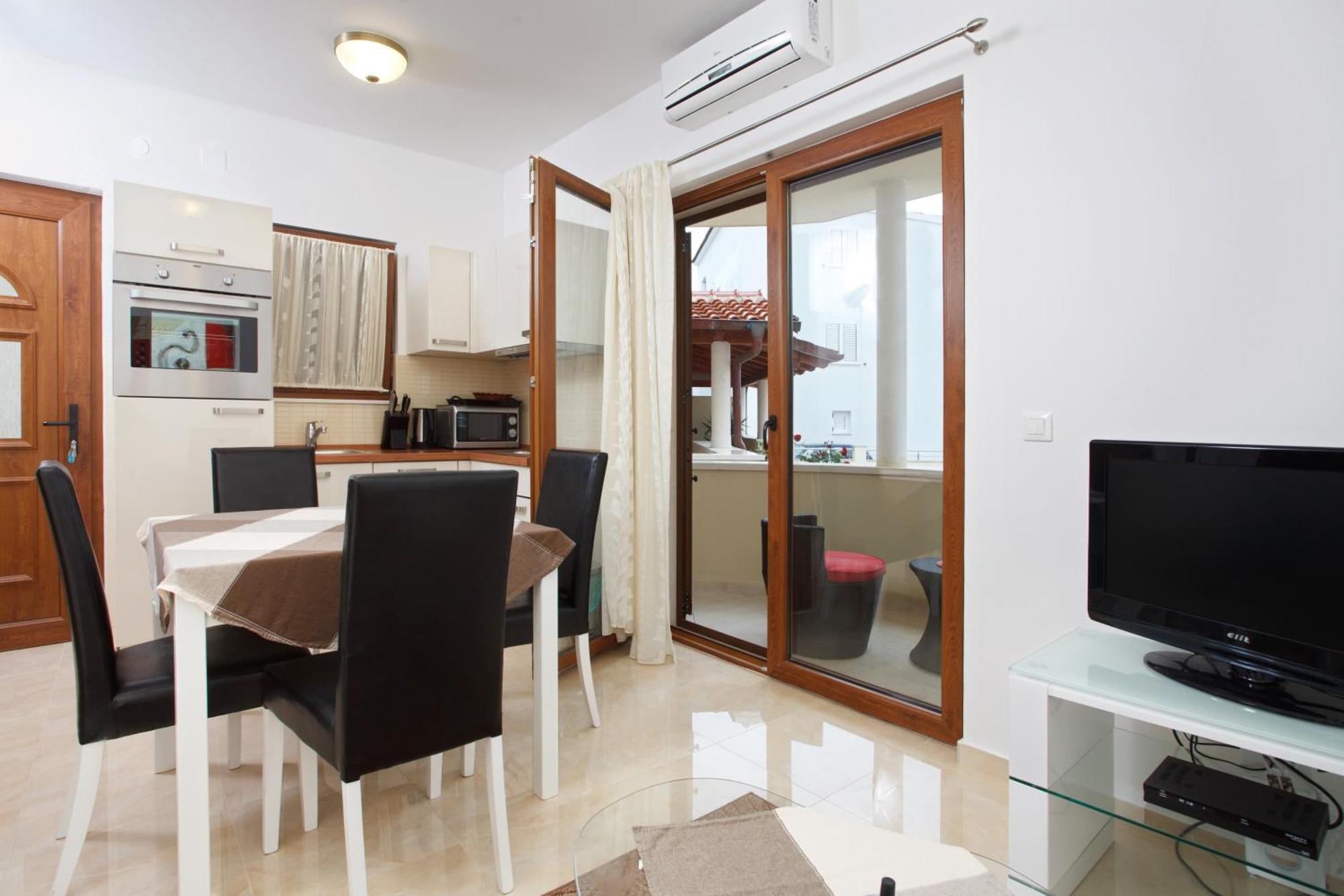 Apartments Tisno - Villa Mare Eksteriør billede