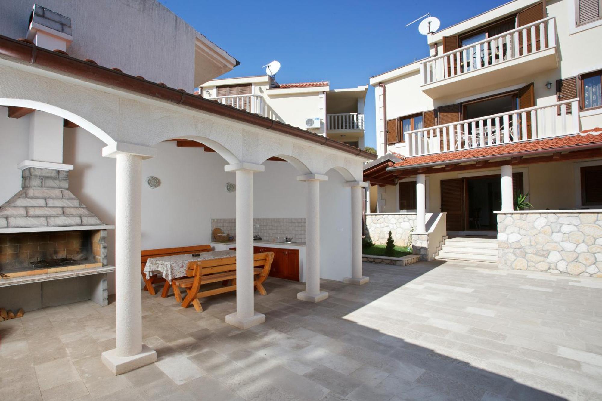 Apartments Tisno - Villa Mare Eksteriør billede