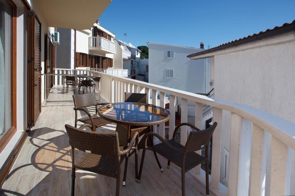 Apartments Tisno - Villa Mare Værelse billede